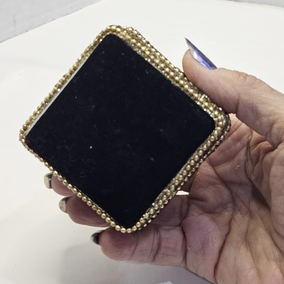 BOHO Gold & Colored Beads - Beaded Metal Trinket Box Small Vintage ** READ ** - Picture 6 of 9